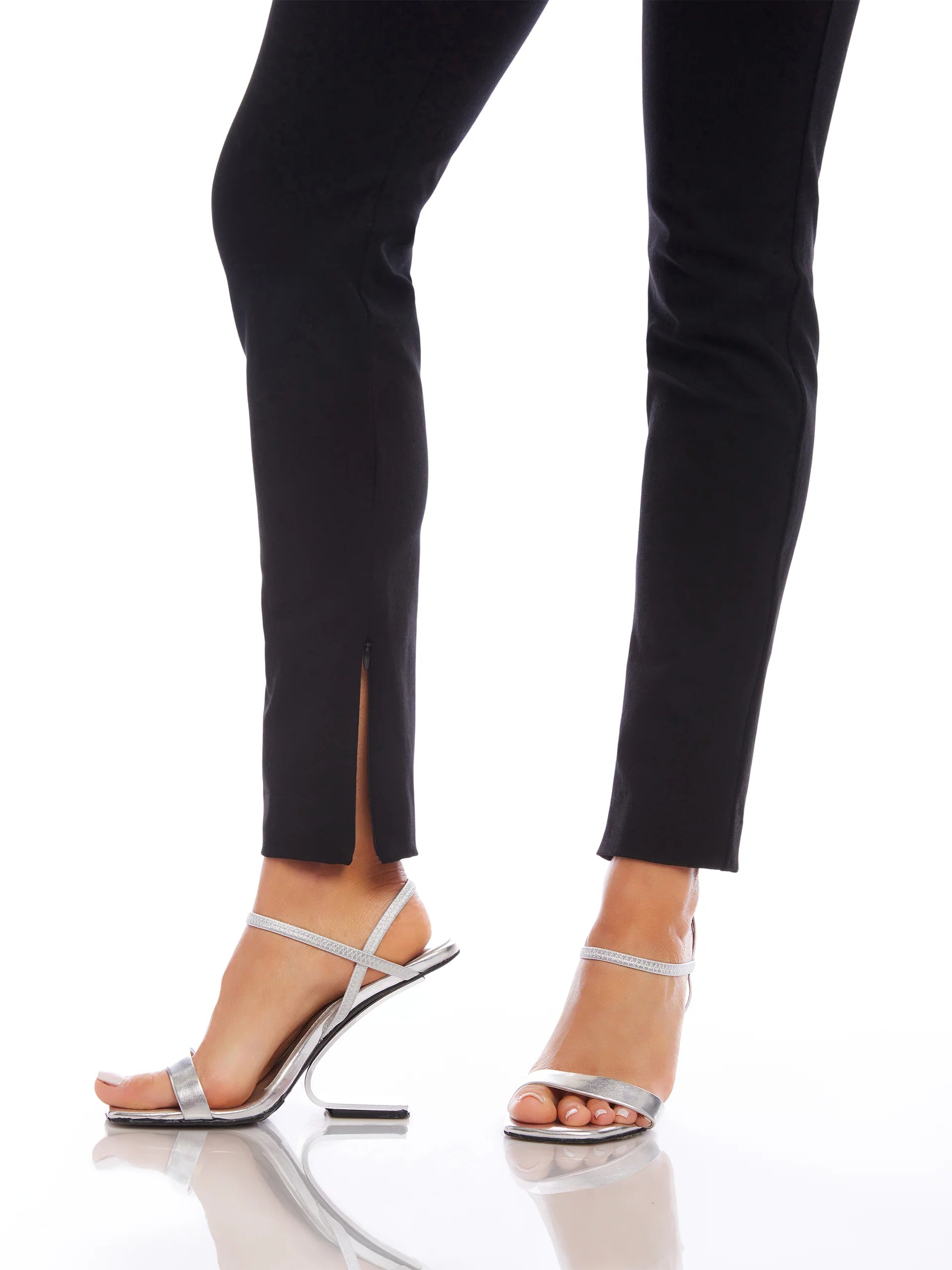 Jane Ankle Zip Pant