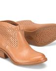 Sofft Aisley Perf Bootie - Apricot