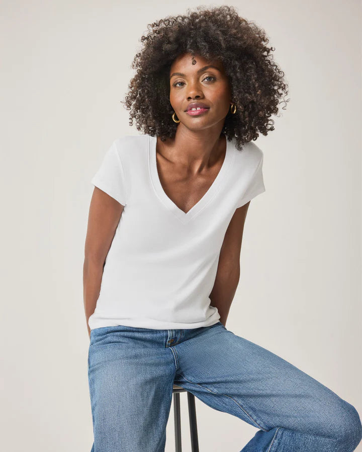 Faye V-Neck - White