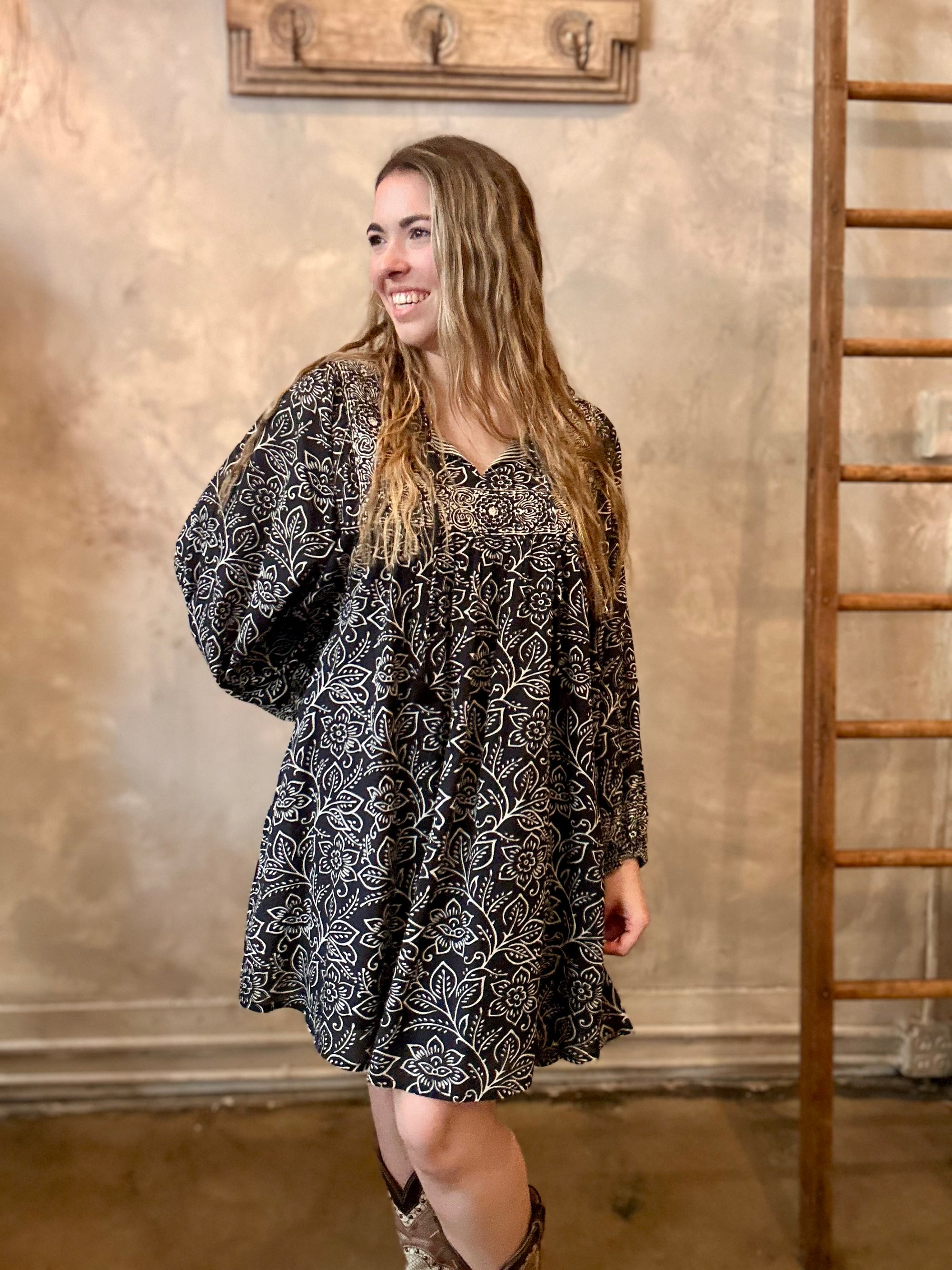 Claudia Dress - Jasmine Nights