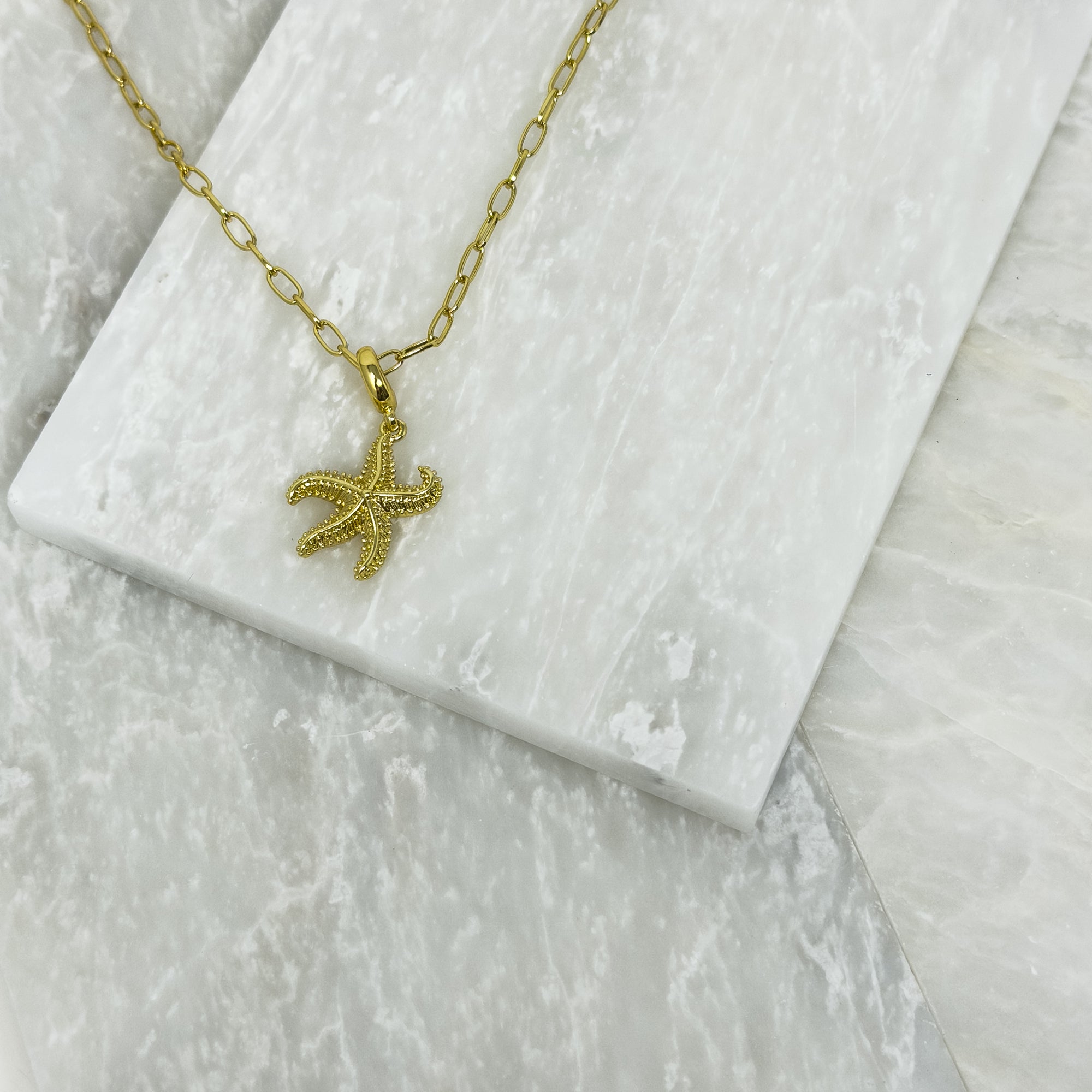 Figgy Curling Starfish Charm