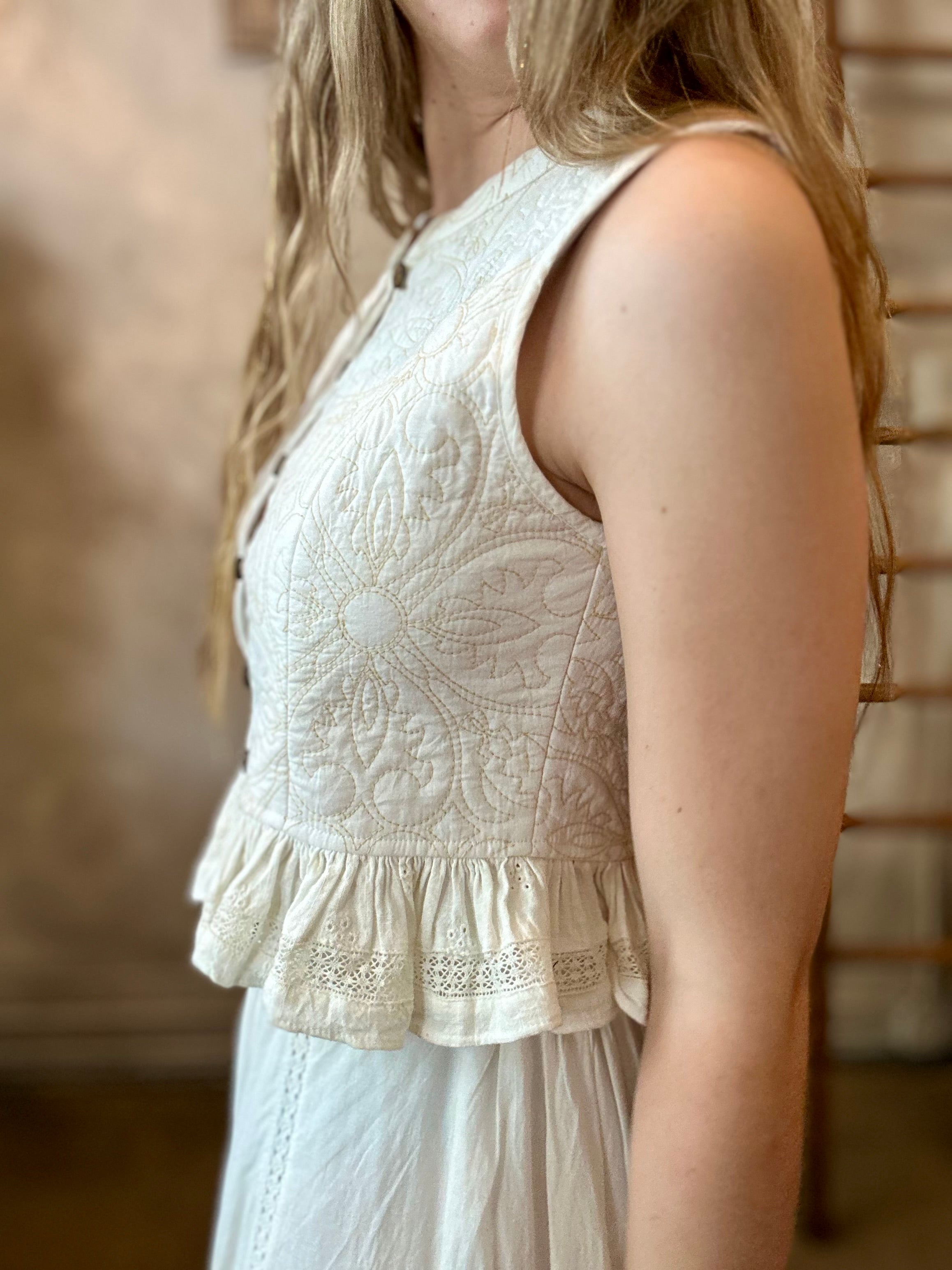 Sandro Vest - Tesela – Terra Cotta Savannah