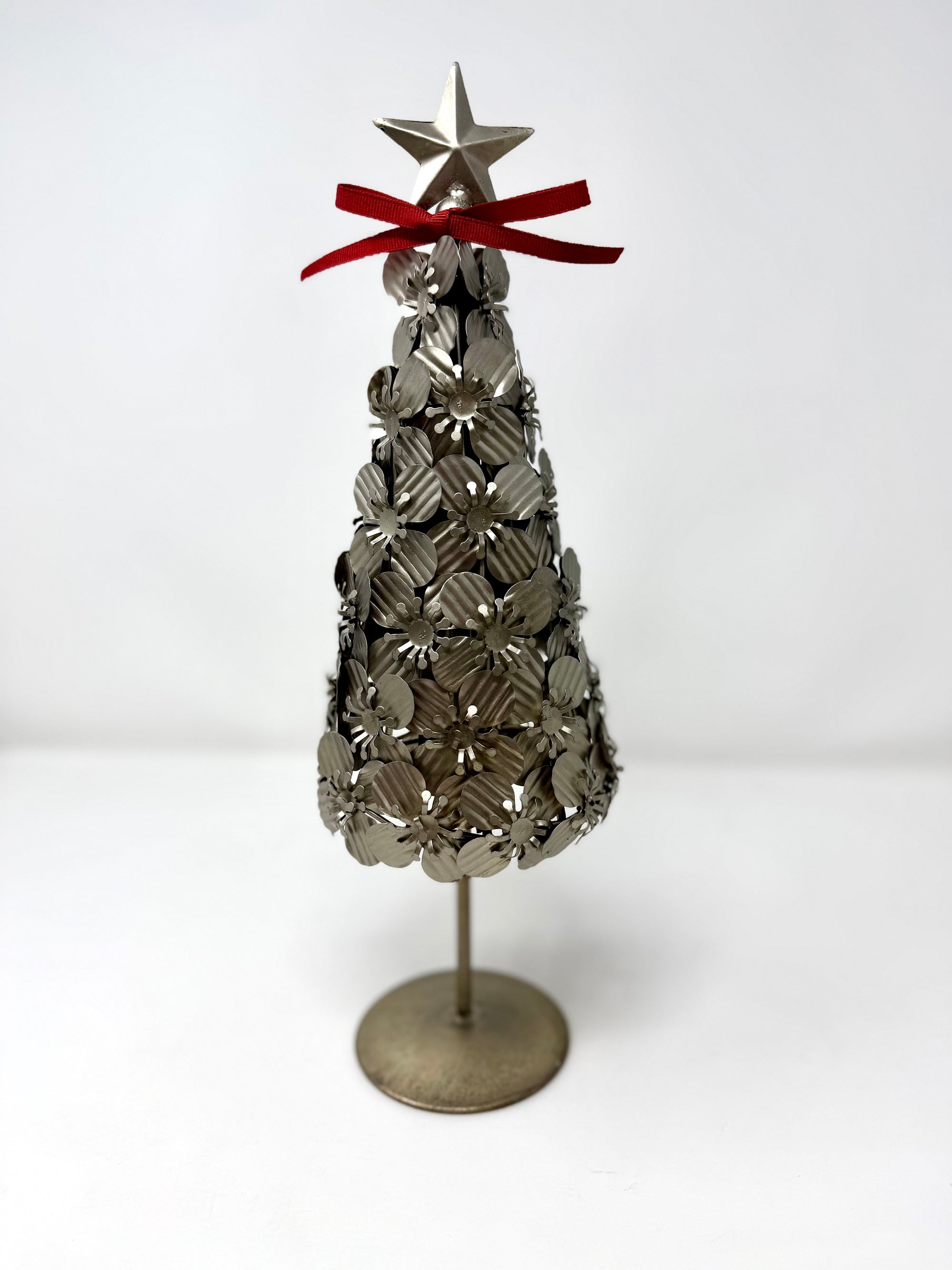Metal Christmas Tree - Flowers &amp; Star