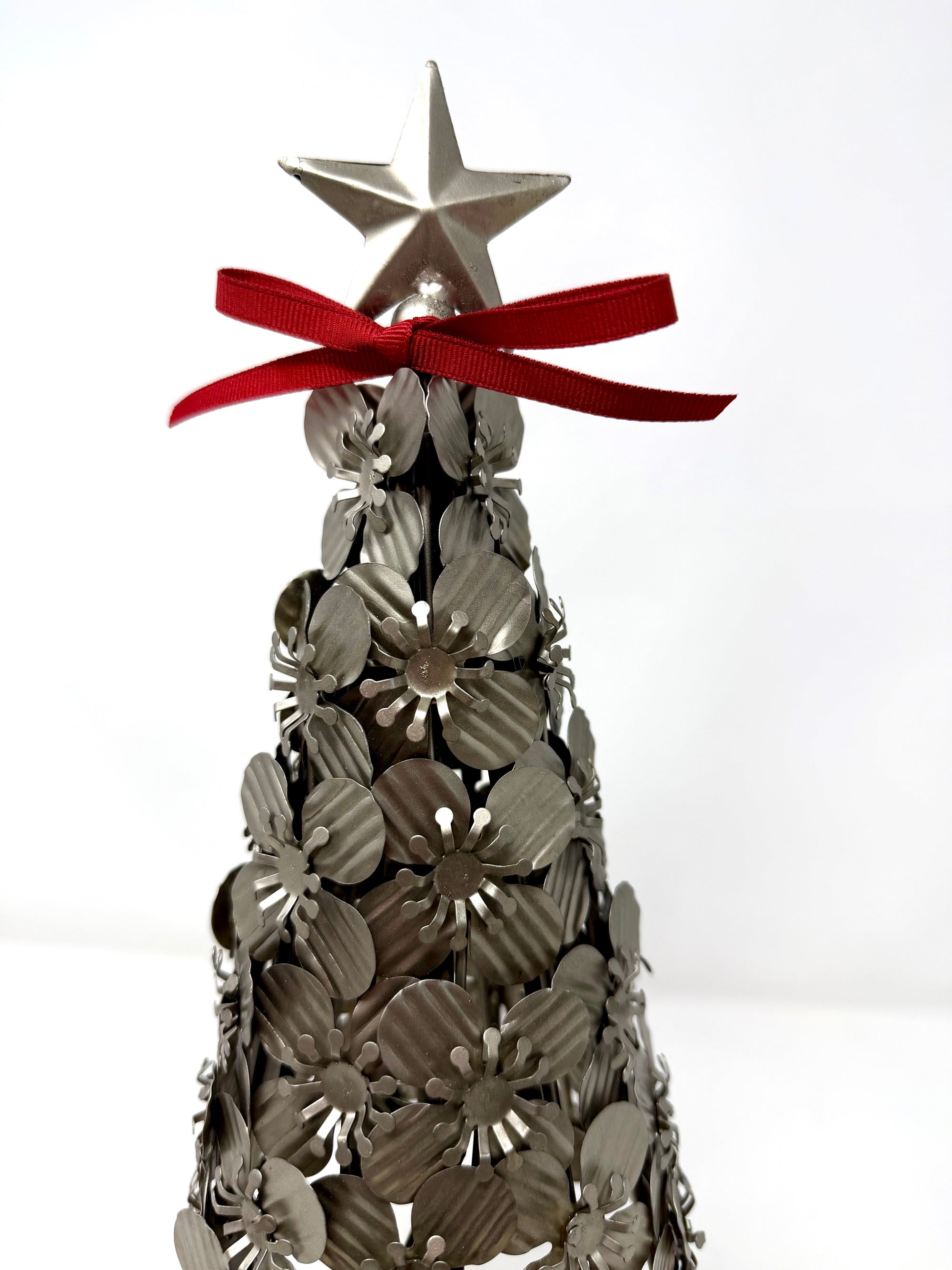 Metal Christmas Tree - Flowers &amp; Star