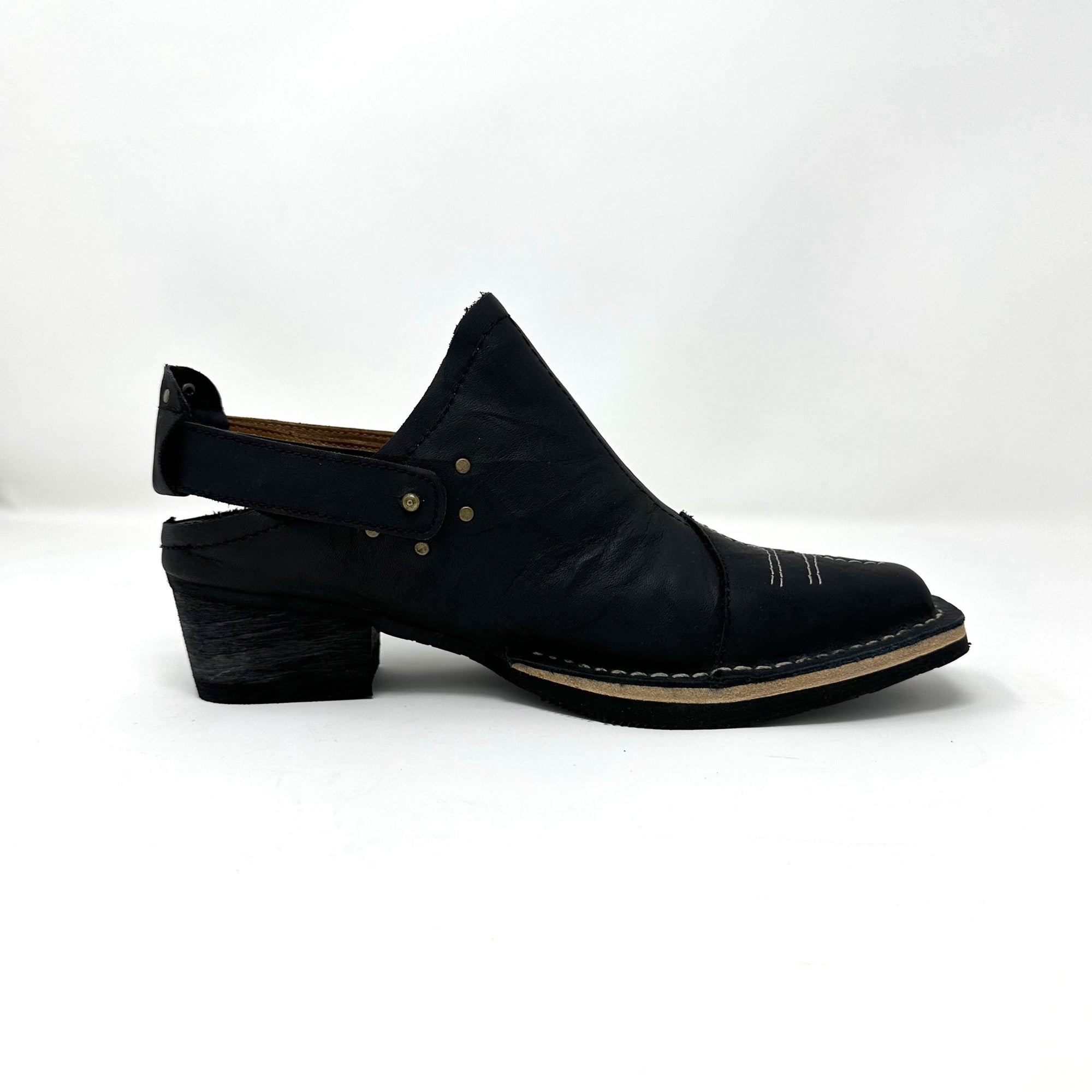 Nubs Western Mule - Black