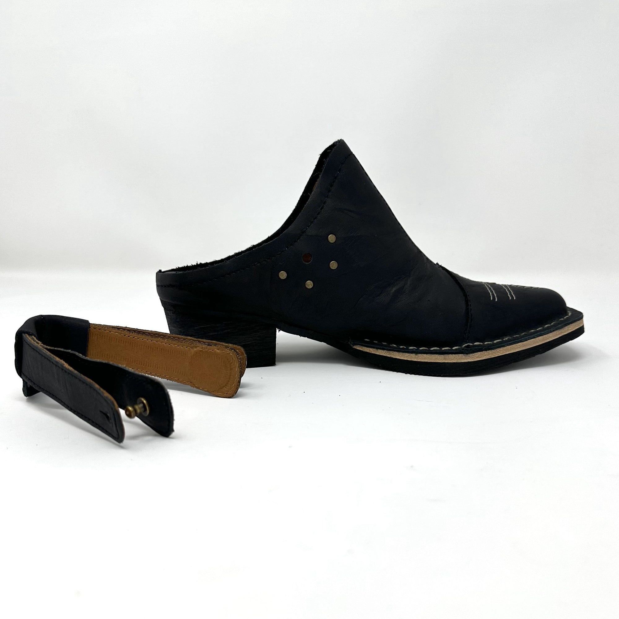 Nubs Western Mule - Black