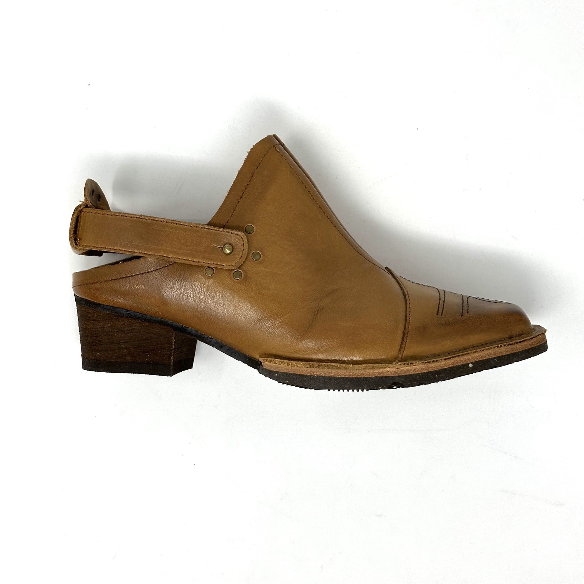 Nubs Western Mule - Camel