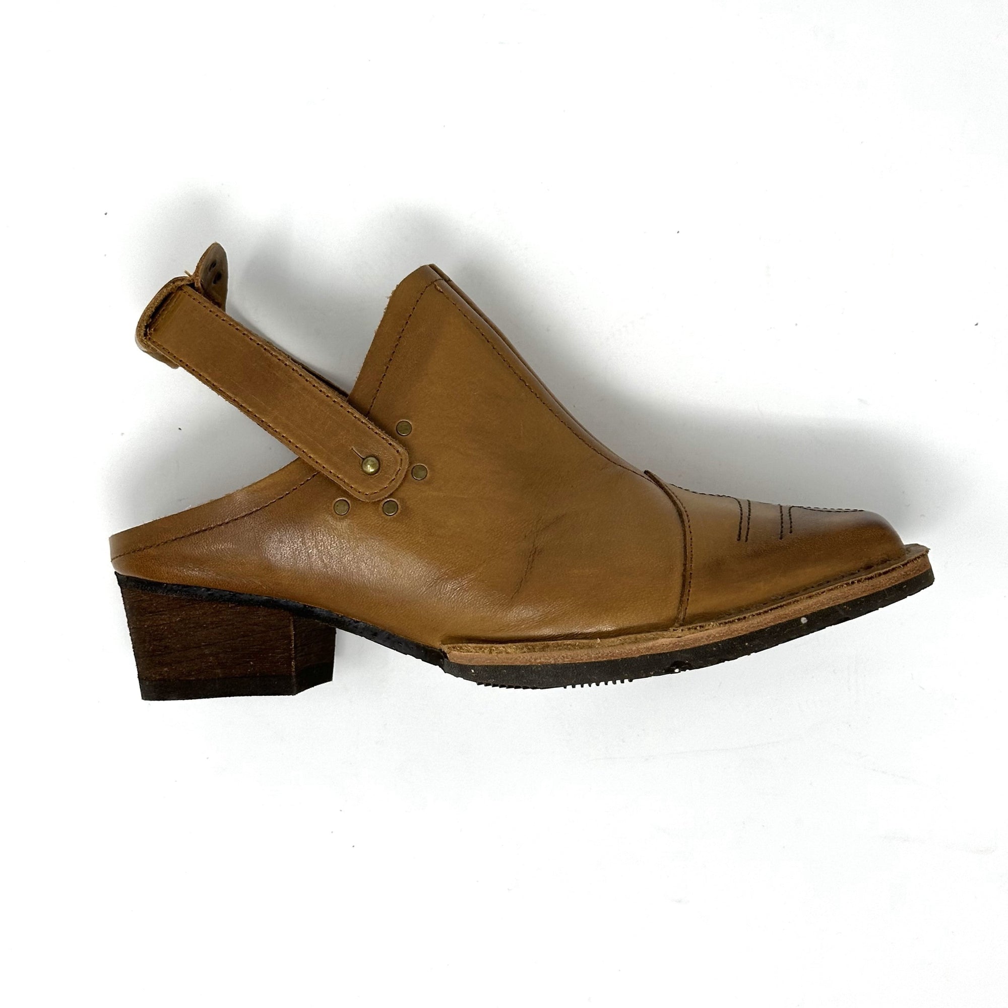 Nubs Western Mule - Camel