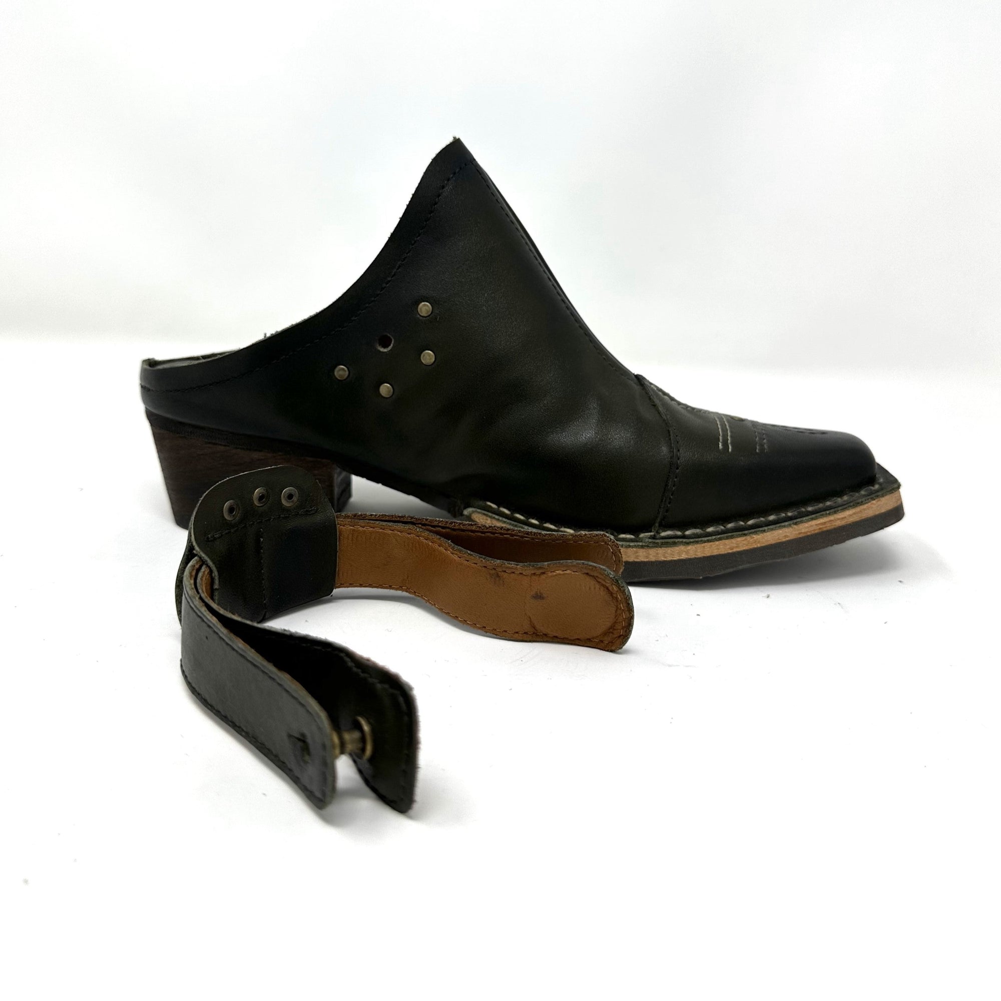 Nubs Western Mule - Olive