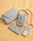 Daisy Daze Wristlet - Indigo Cloud