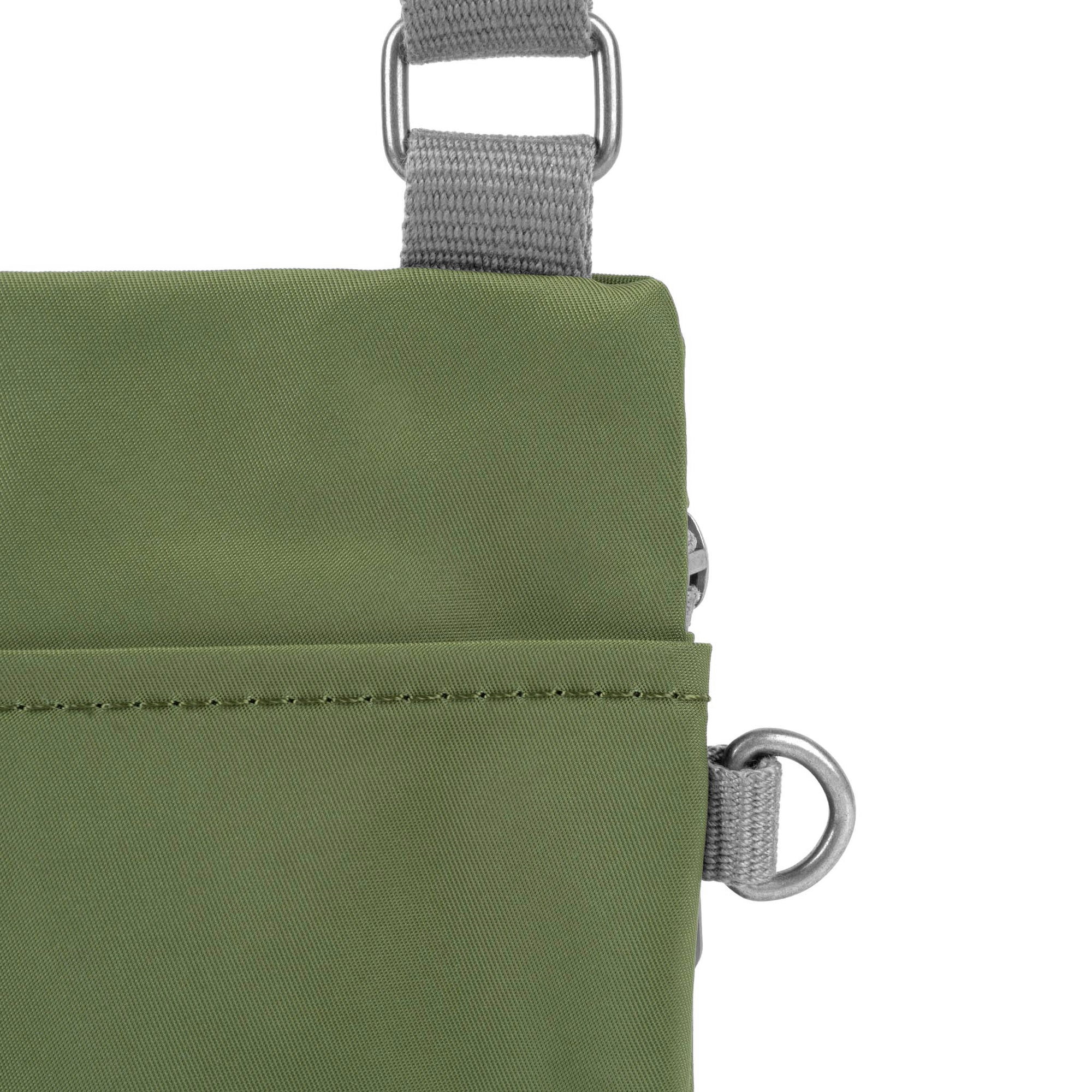 Chelsea Small Nylon - Avocado