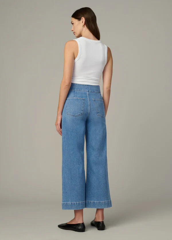 Ellia Wide Leg Ankle Jeans
