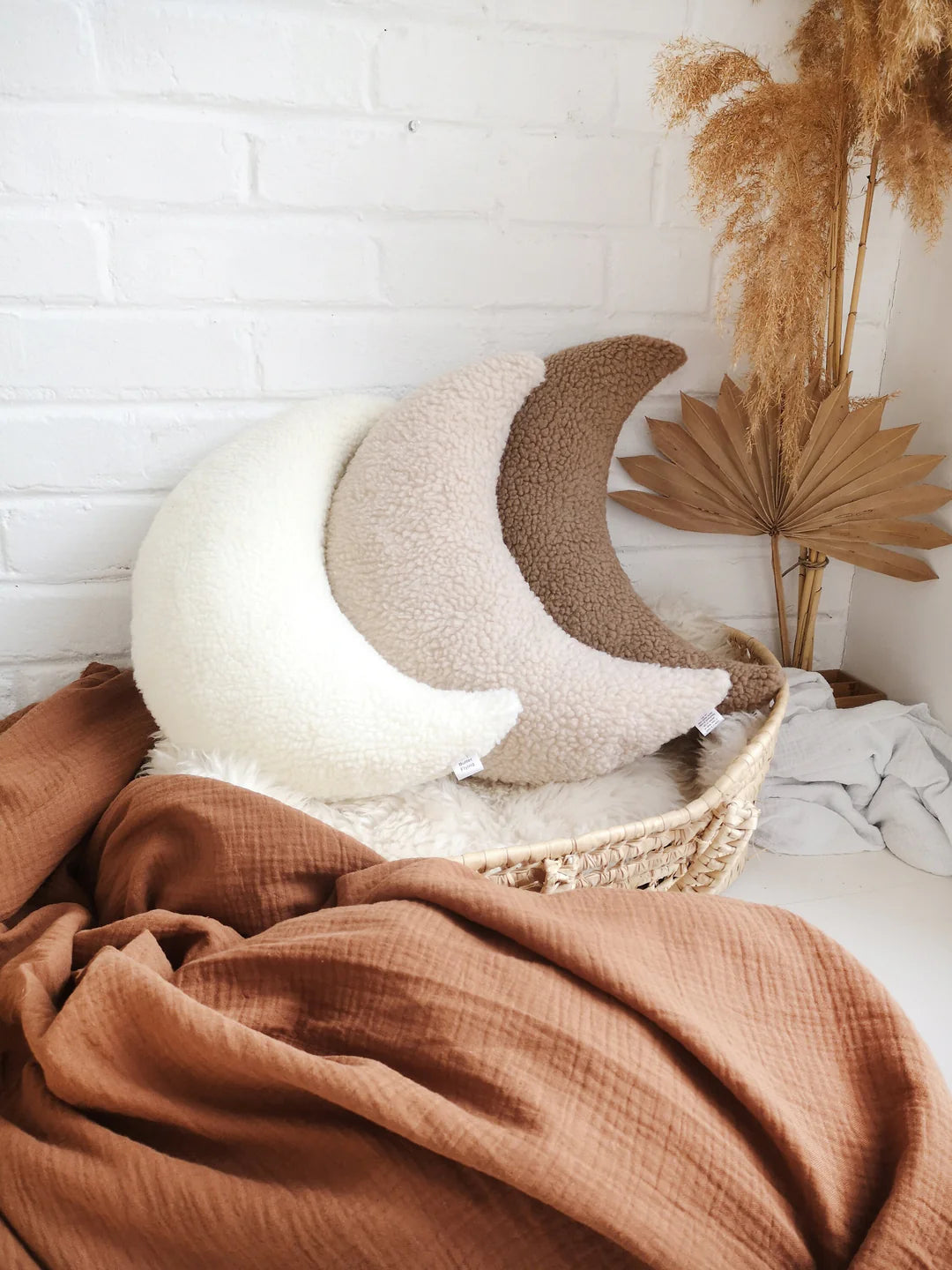 Moon Pillow - Ivory