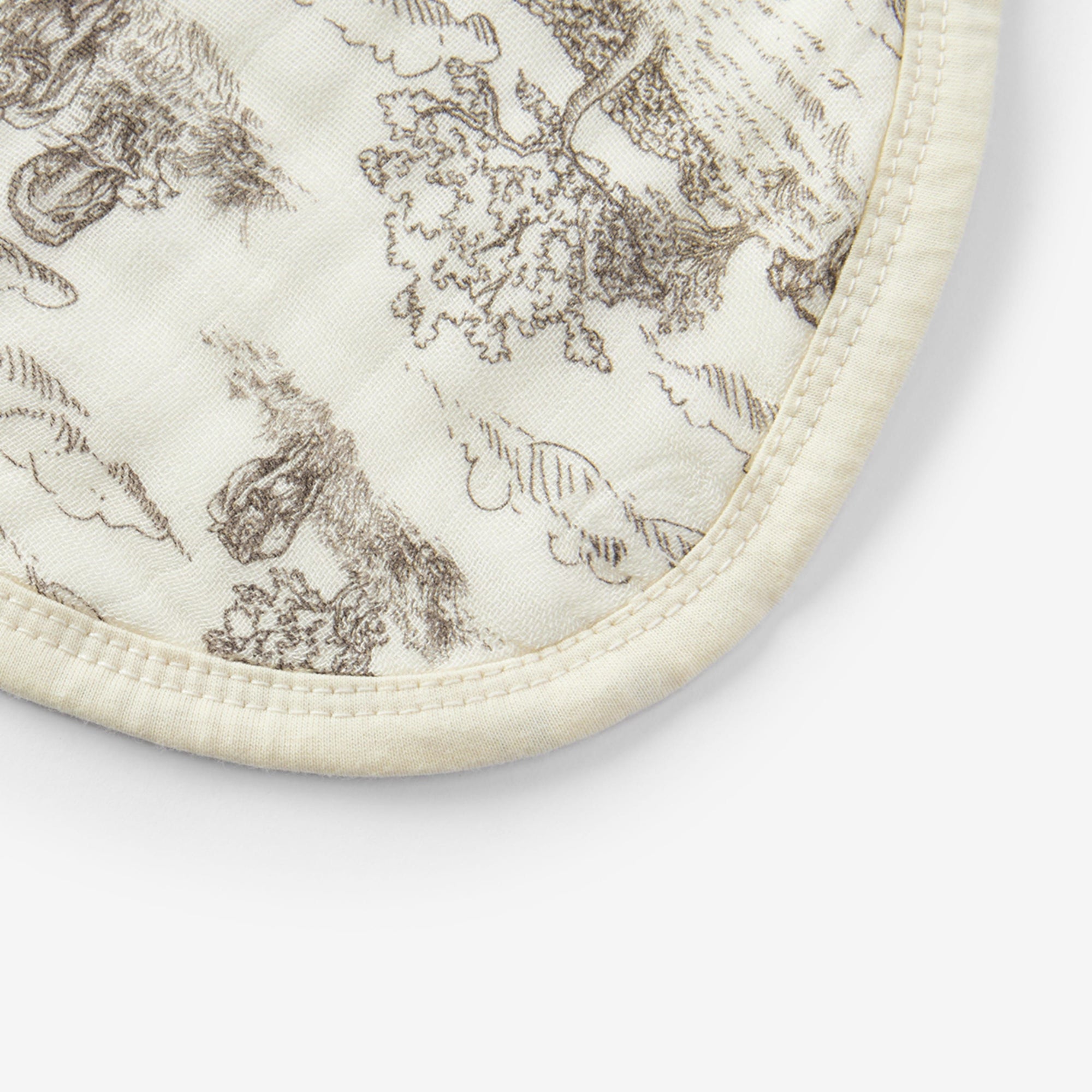 Contour Burp Cloth - Country Toile