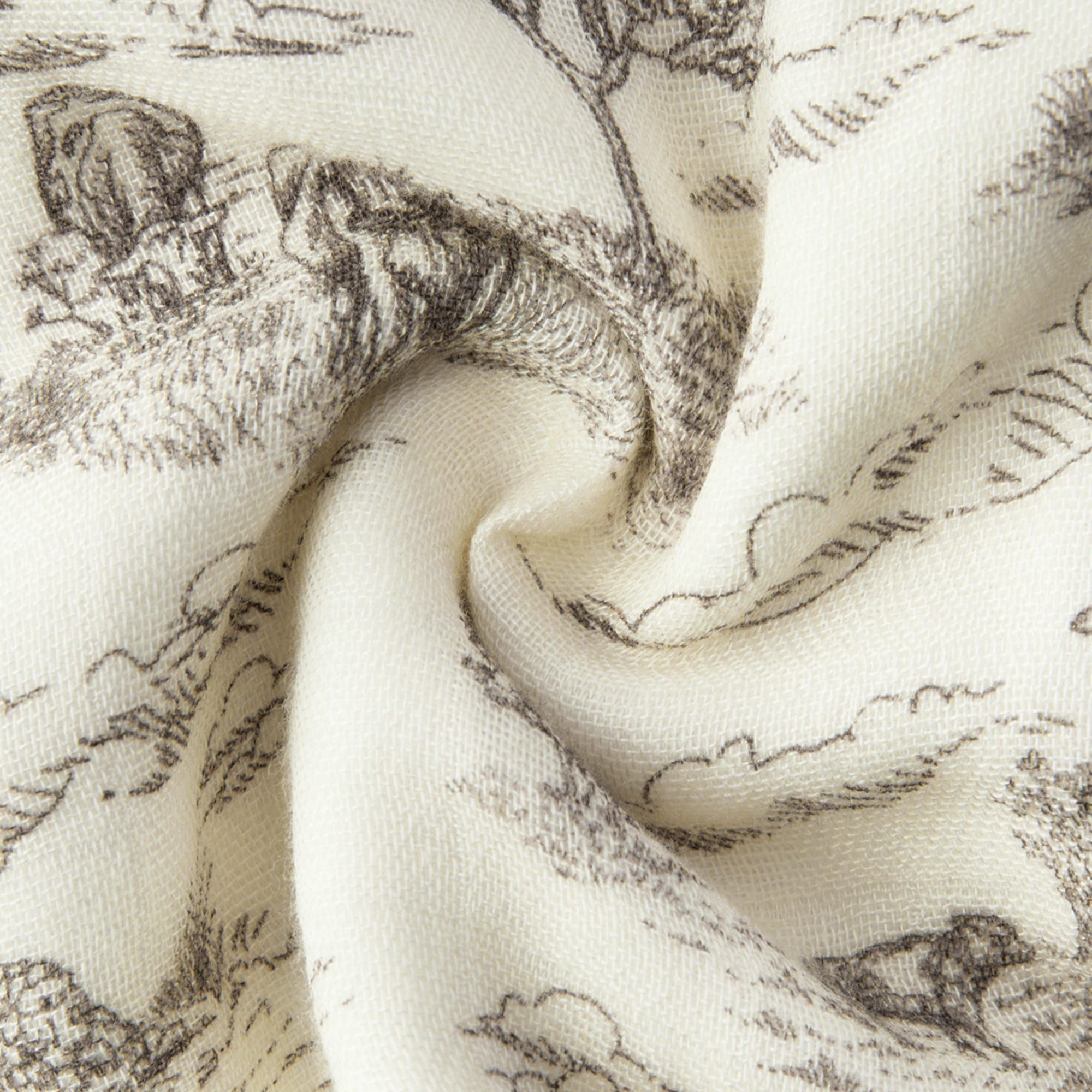 Contour Burp Cloth - Country Toile